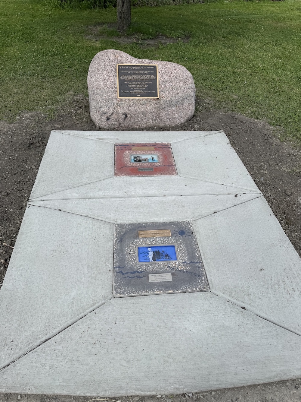 Eugene_Williams_Plaza01